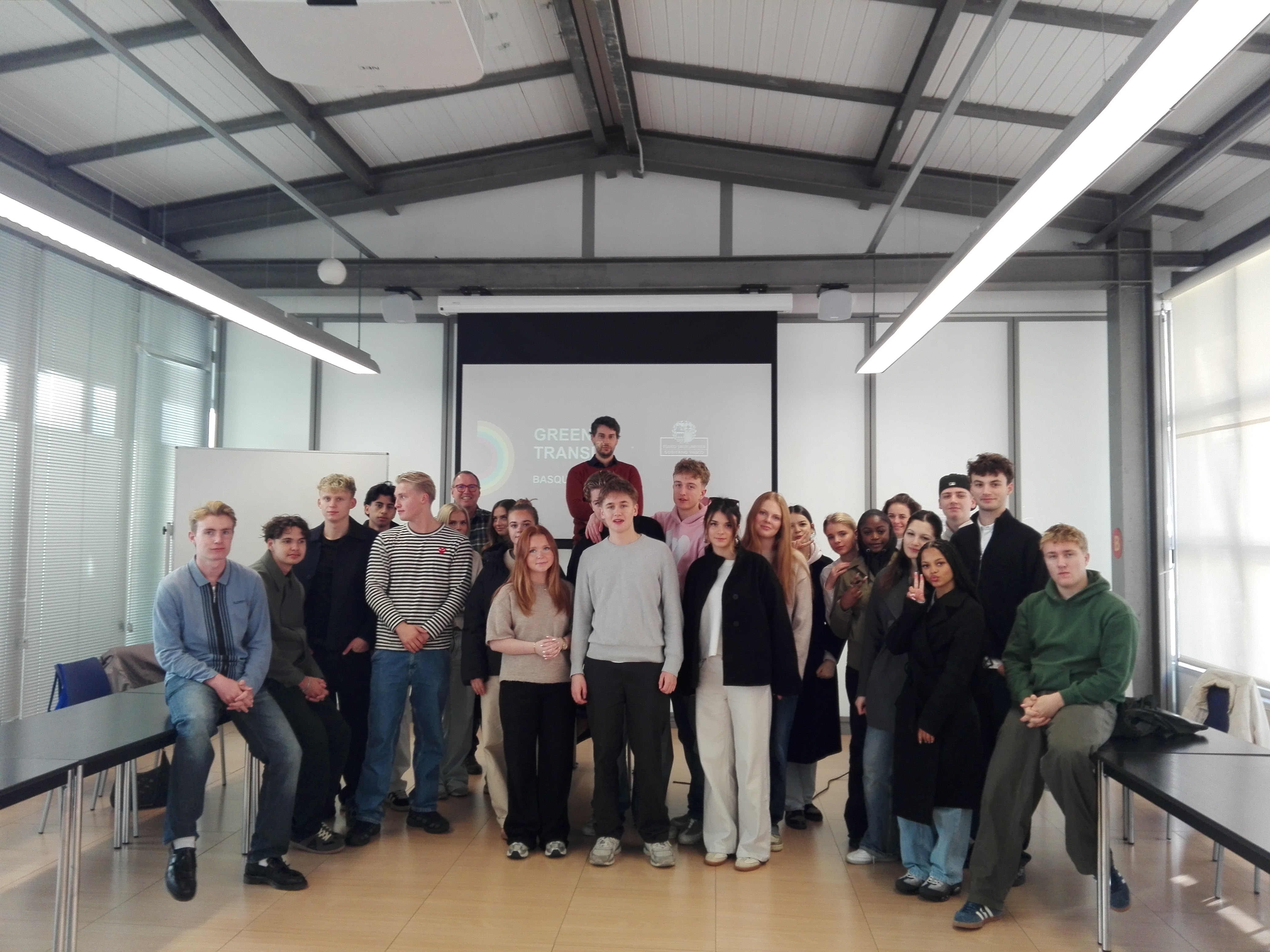 El Basque Circular Hub recibe una delegación de Dinamarca interesada en la transición verde de Euskadi